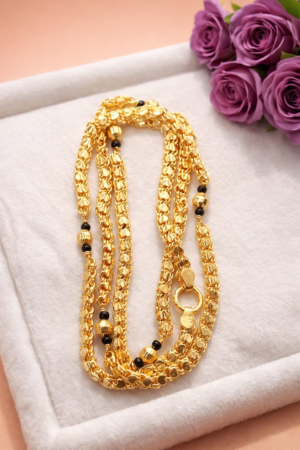 𝟐𝟒 𝐈𝐍𝐂𝐇𝐄𝐒 𝐂𝐇𝐀𝐈𝐍