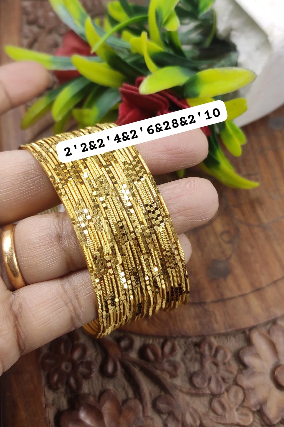 𝐆𝐎𝐋𝐃-𝐏𝐋𝐀𝐓𝐄𝐃 𝐈𝐍𝐃𝐈𝐀𝐍 𝐁𝐀𝐍𝐆𝐋𝐄𝐒