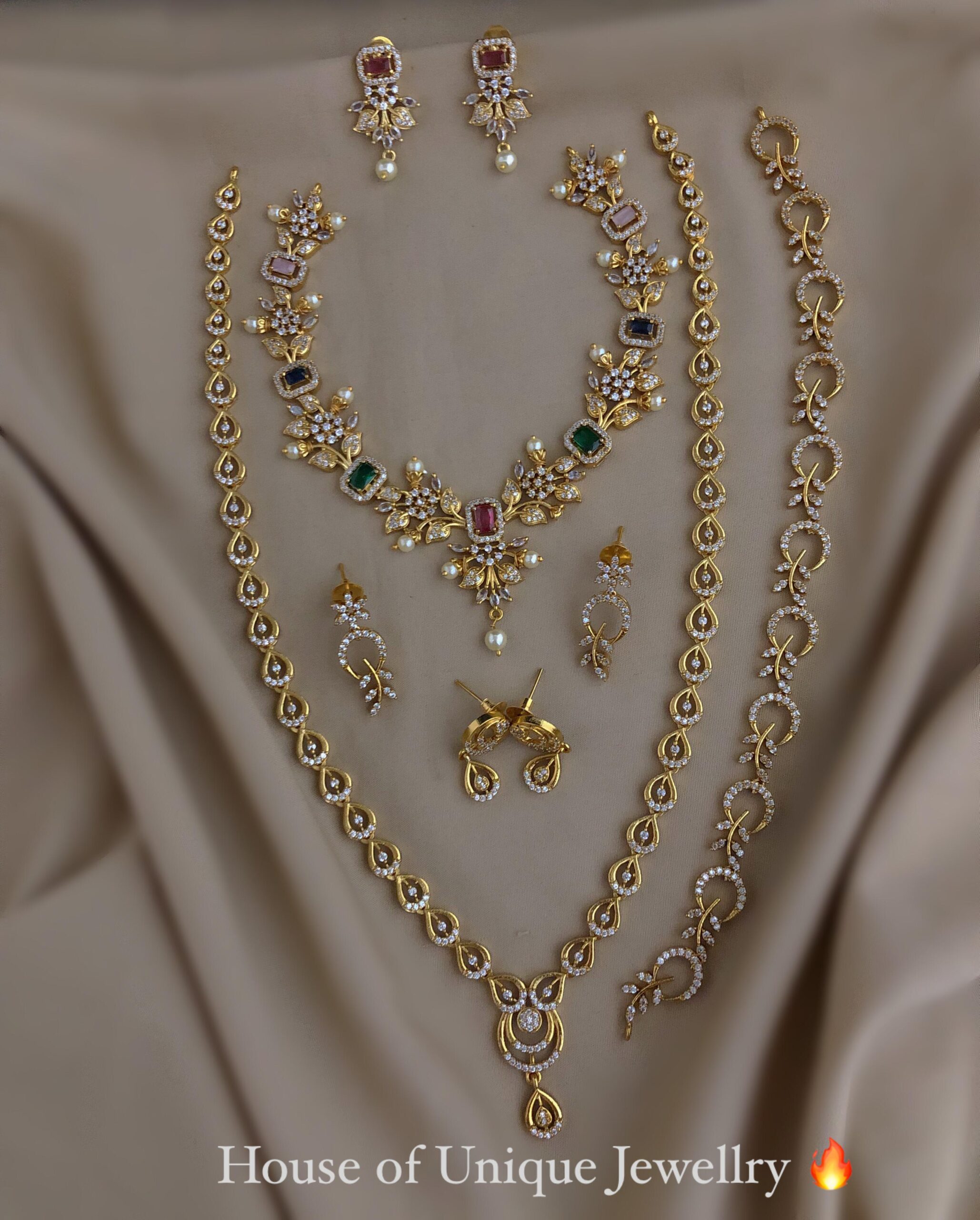 𝐂𝐎𝐌𝐁𝐎 𝐒𝐄𝐓