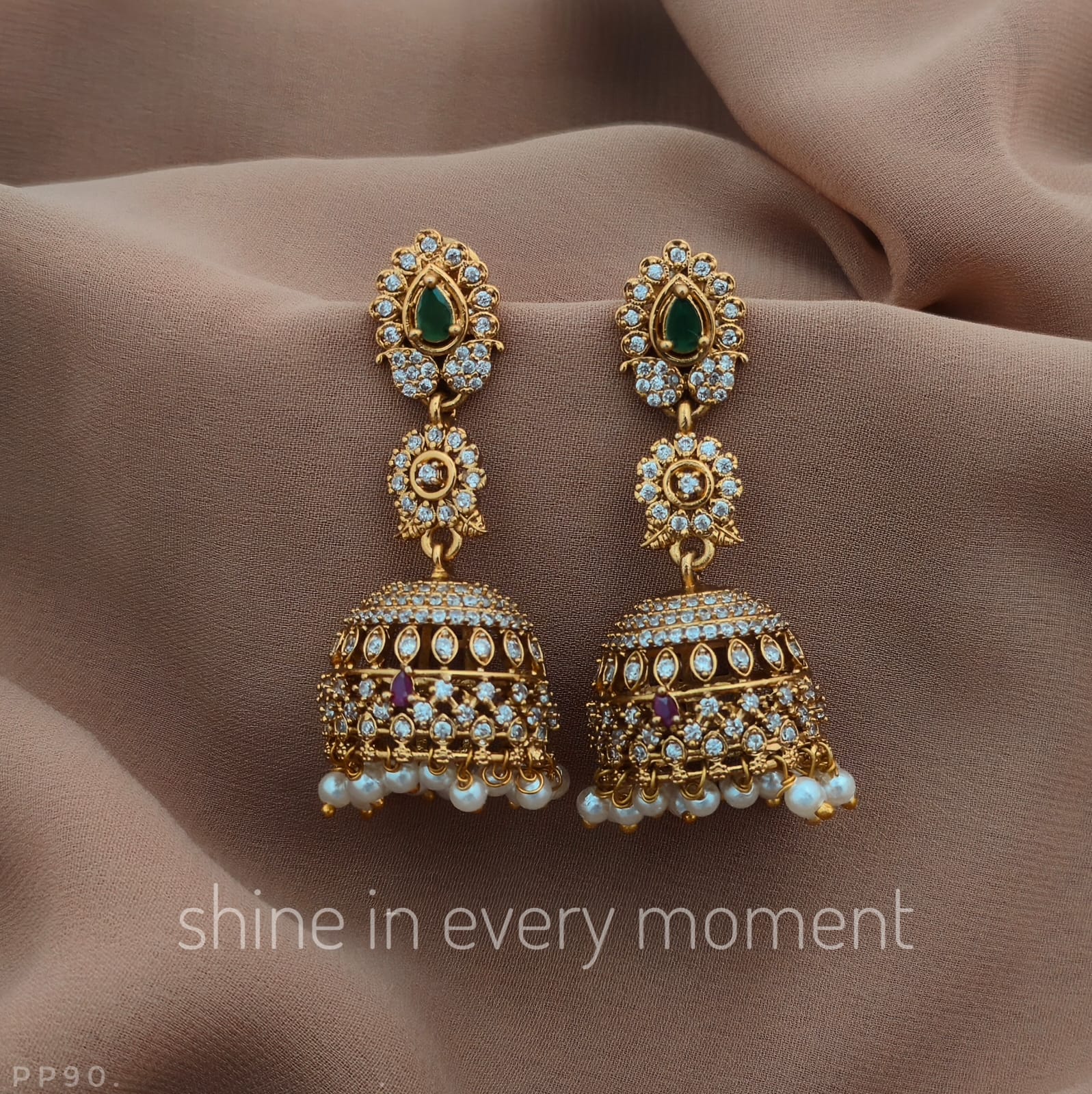 𝐃𝐈𝐀𝐌𝐎𝐍𝐃 𝐅𝐋𝐎𝐑𝐀𝐋 𝐉𝐇𝐔𝐌𝐊𝐀